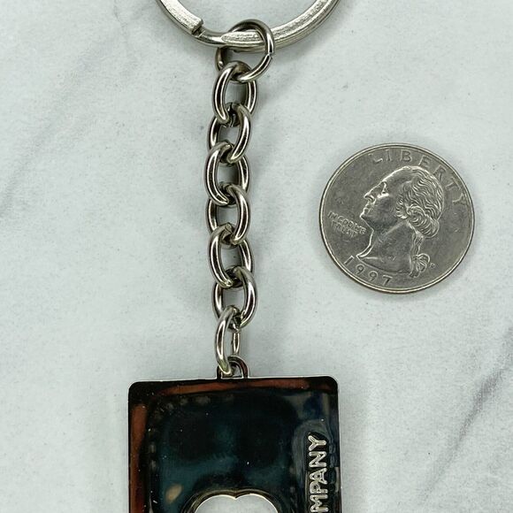 Nine & Company Silver Tone Open Heart Keychain Keyring - Picture 3 of 7